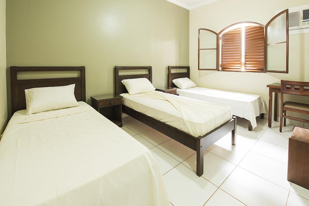 Quarto Triplo Standard