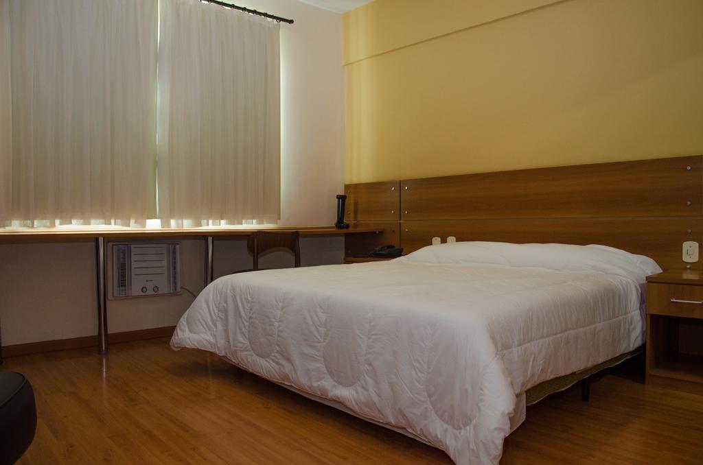 Quarto Standard com Cama de Casal ou 2 de Solteiro
