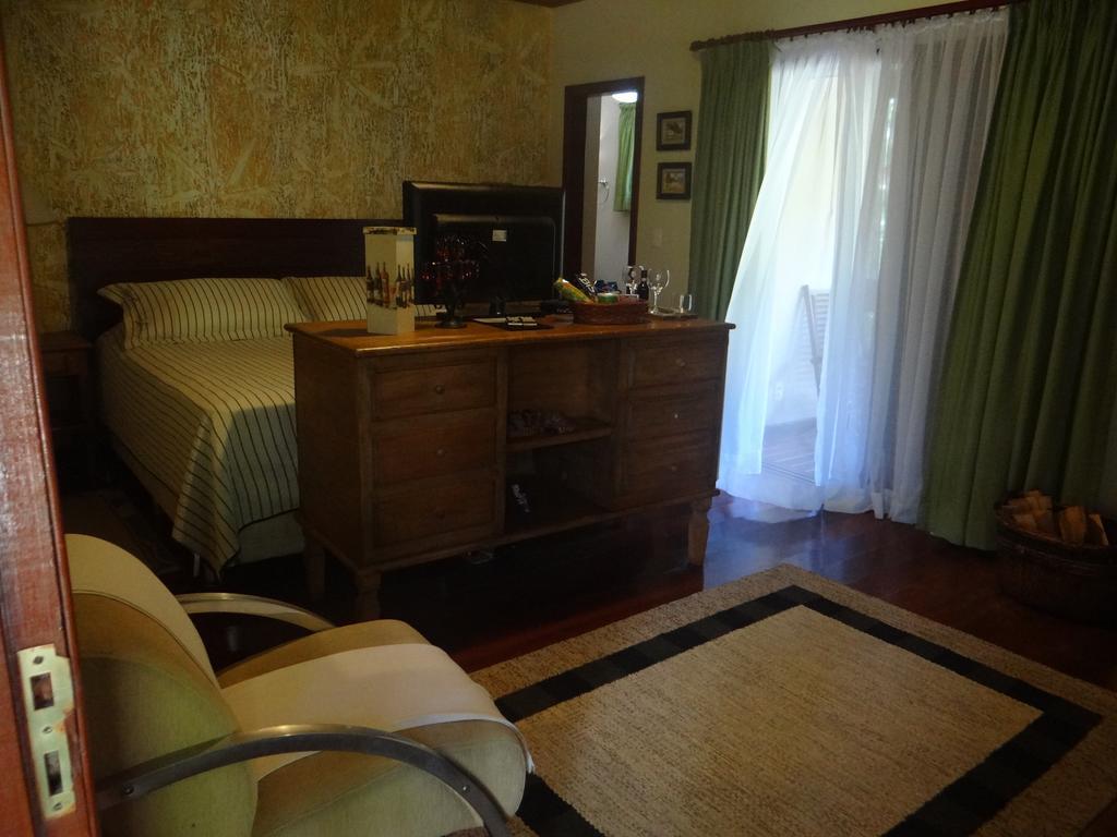 Double Room River View,379232458:JPEG