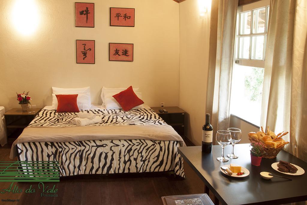 Quarto Triplo com Vista para a Montanha