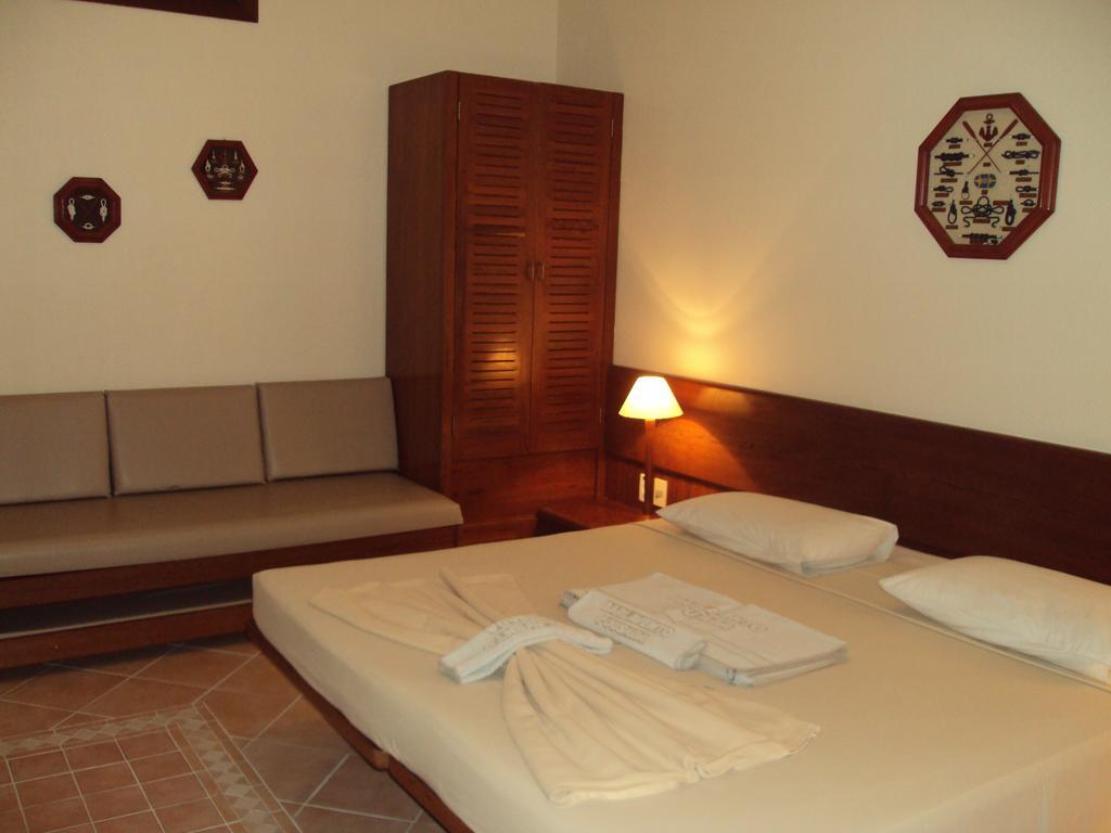 Suite with Garden View,402245583:JPEG