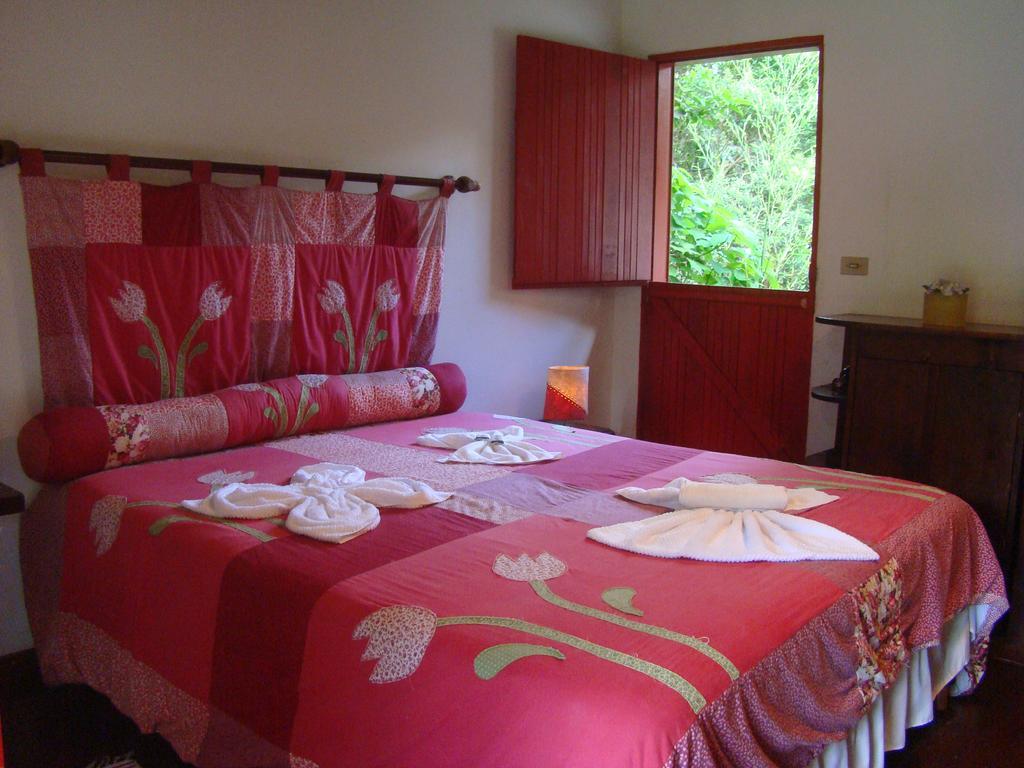 Chalet,413301663:JPEG