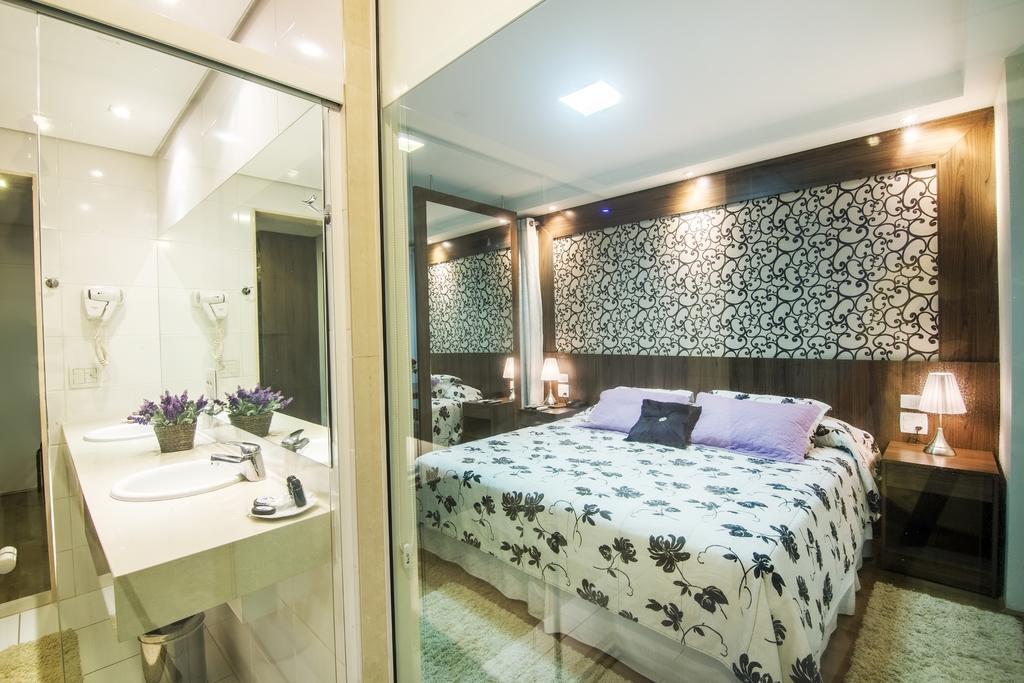 Suite Spa Bath,422097147:JPEG
