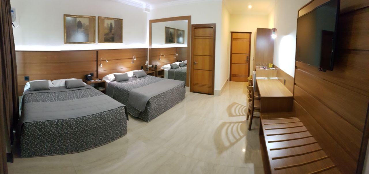 Queen Room Two Queen Beds,631039443:JPEG