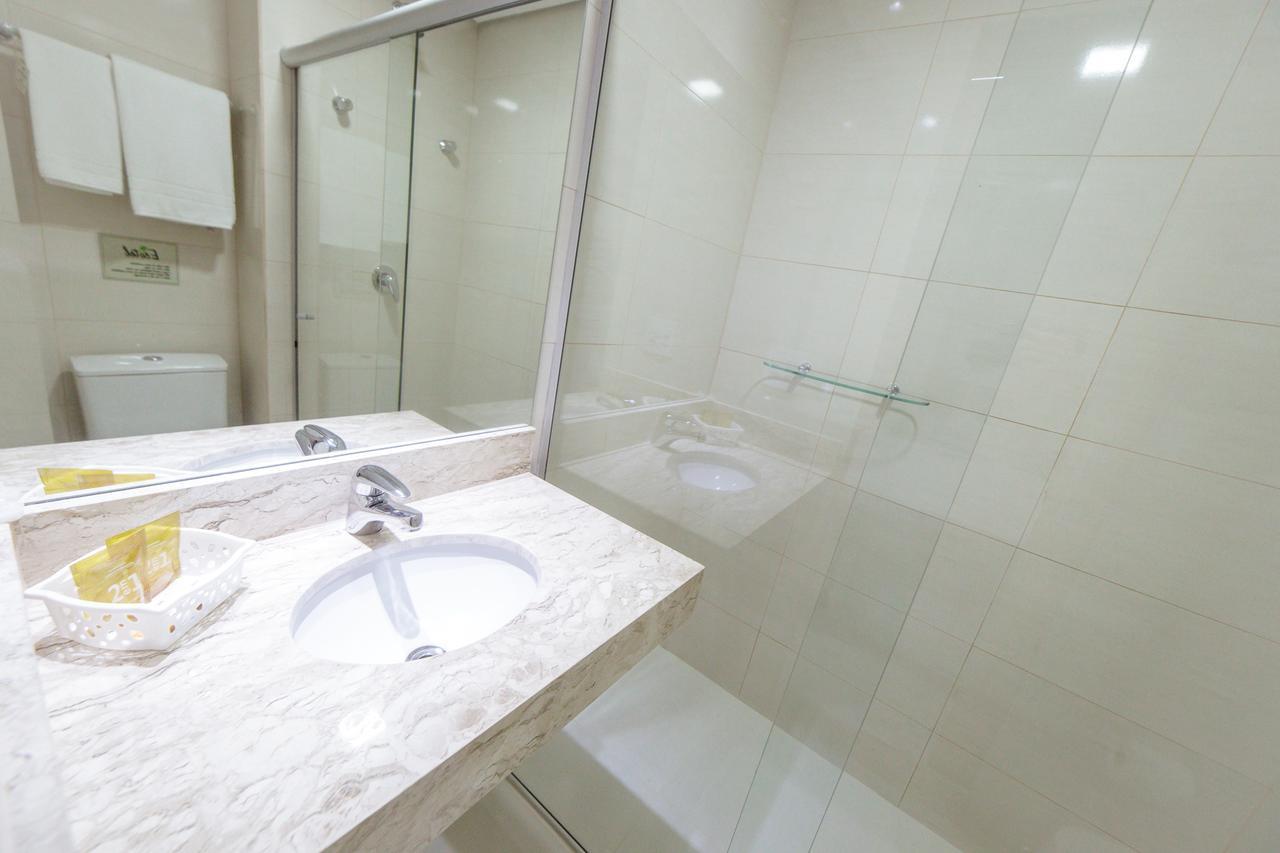 Quarto Standard com 2 Camas de Solteiro