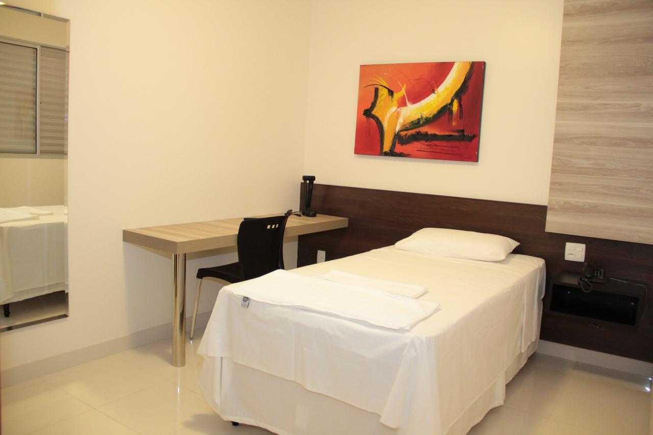 Single Room,543997449:JPEG
