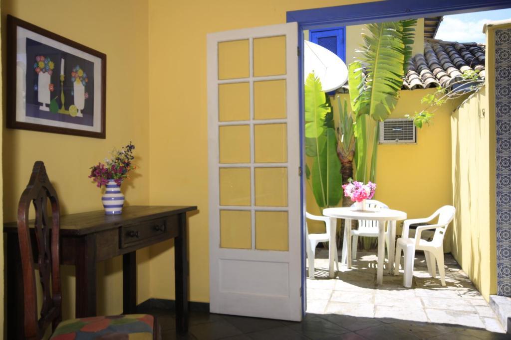 Apartment with Patio,171927051:JPEG