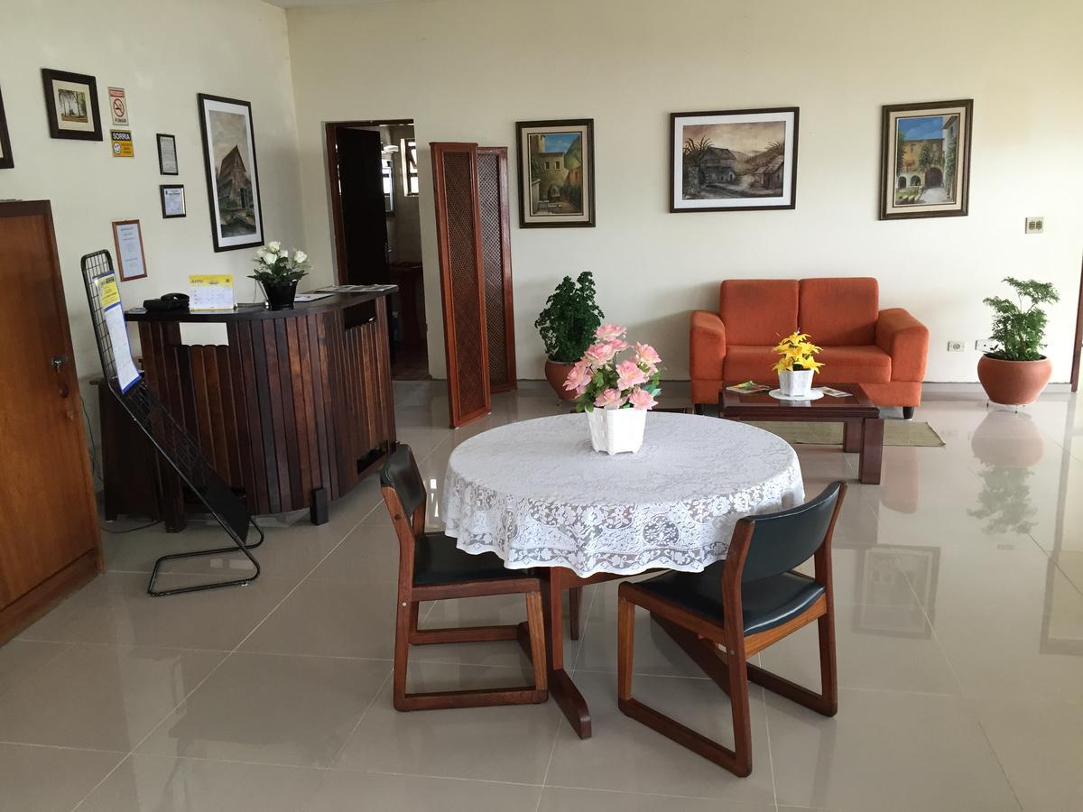Large Double or Twin Room,624743065:JPEG