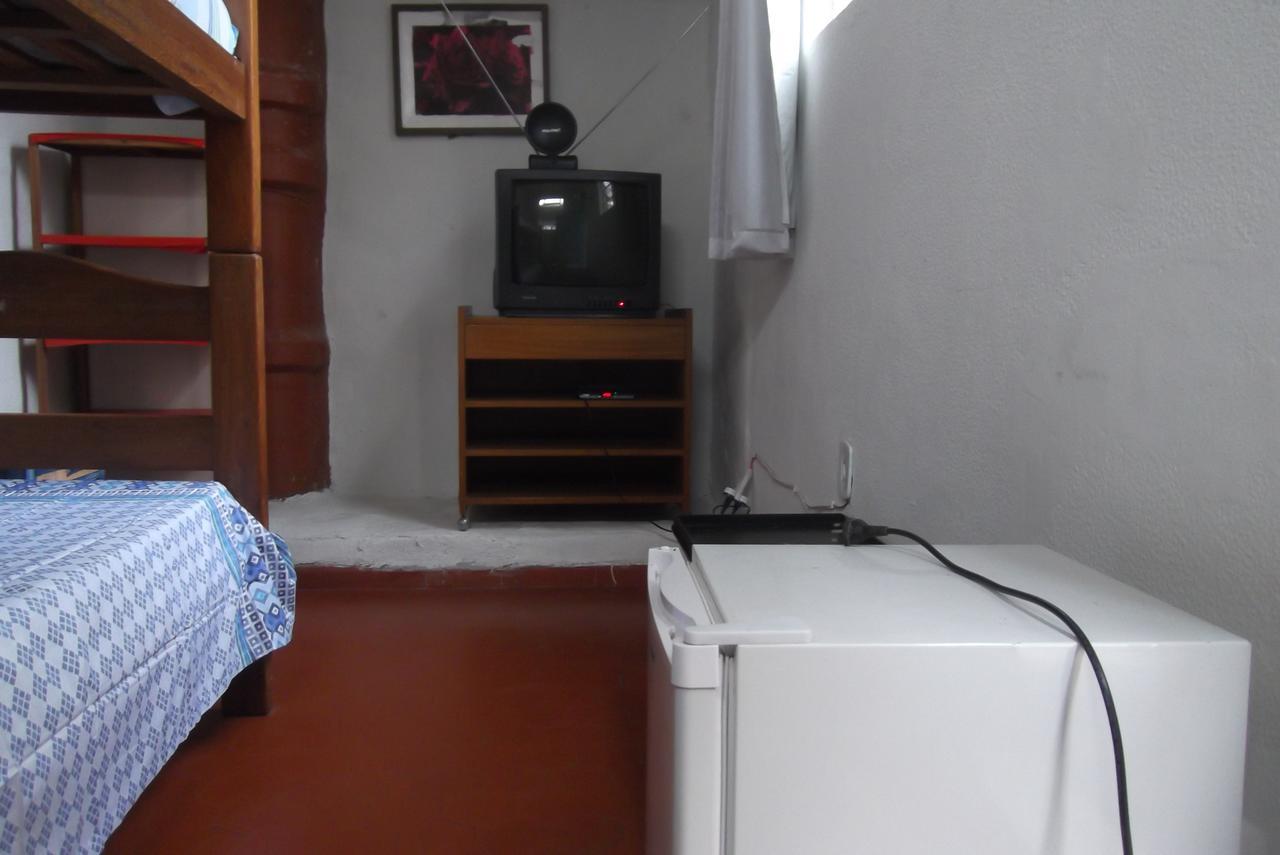 Camera Standard Doppia con Letti Singoli con Bagno in Comune
