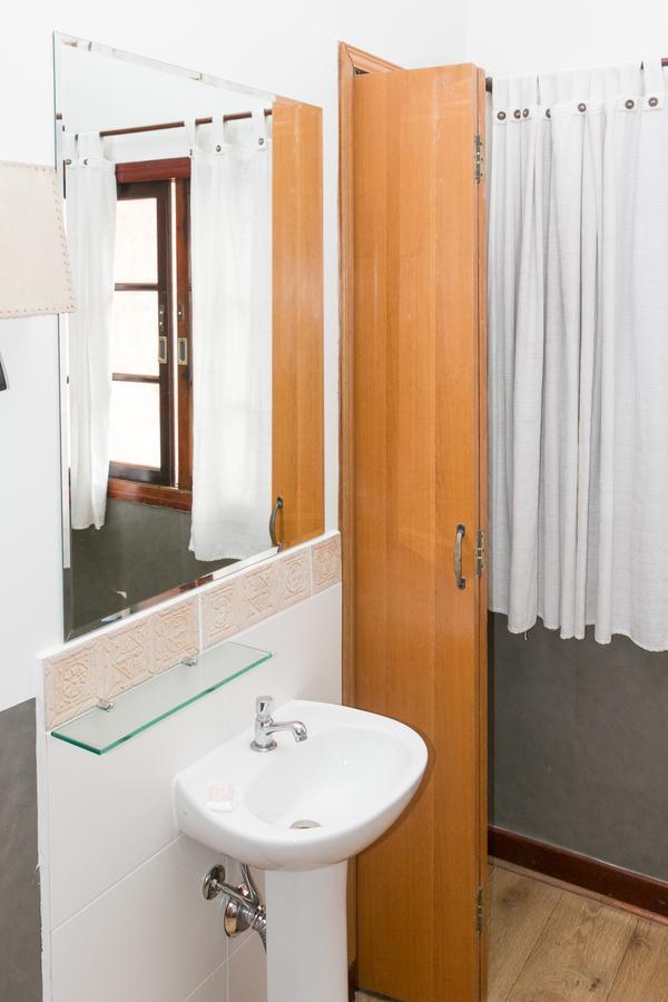 Single Room,641961648:JPEG