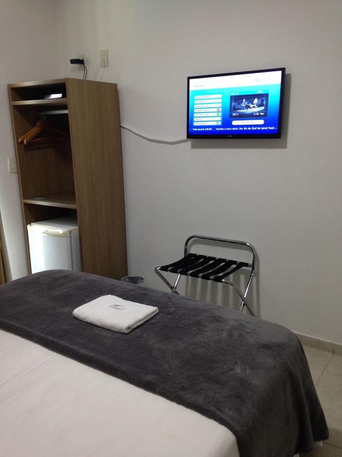 Single Room,642521472:JPEG
