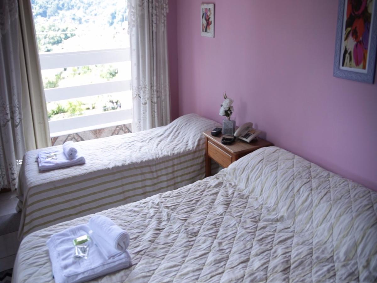 Economy Triple Room