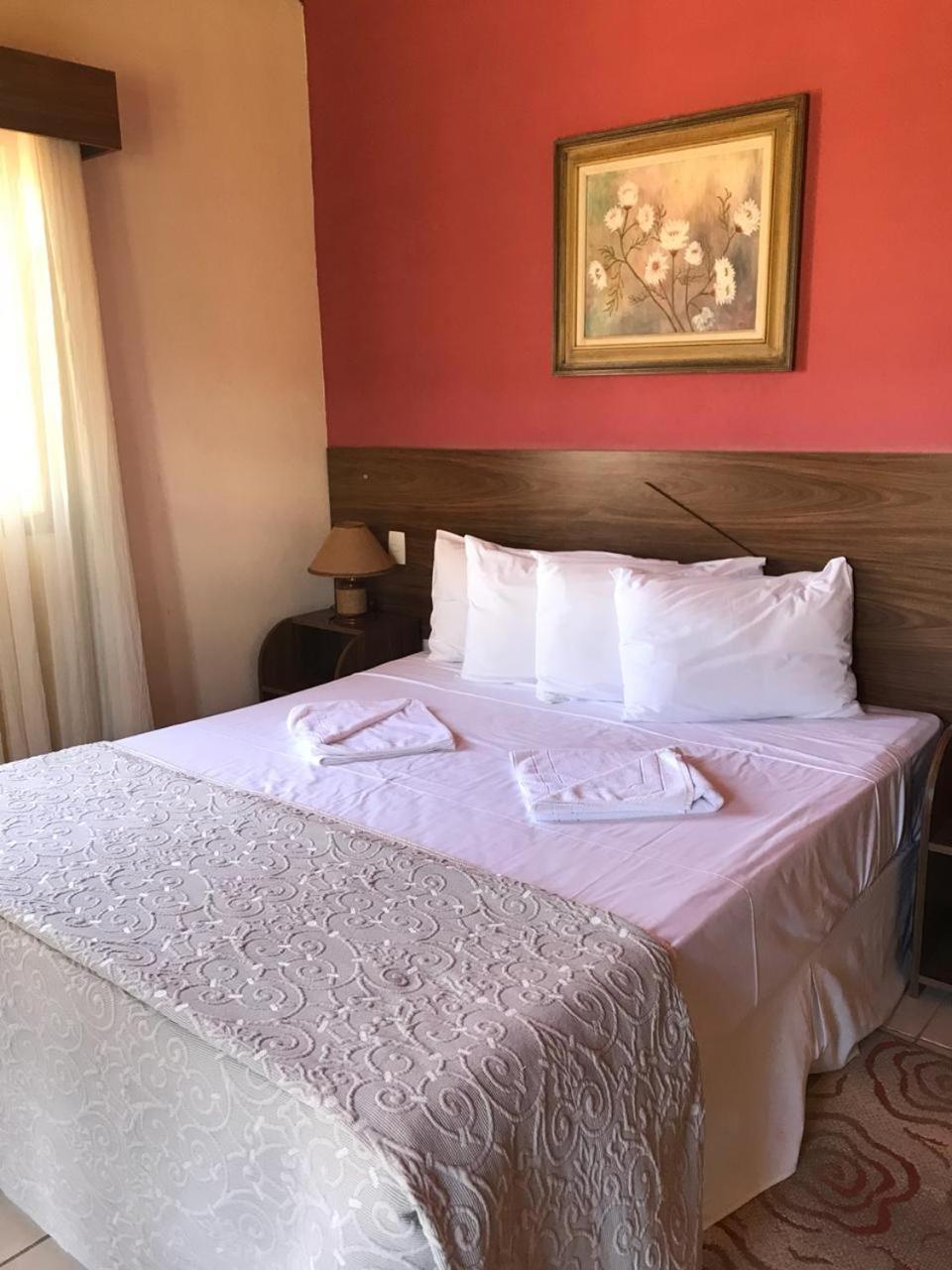 Quarto Queen com Vista para o Jardim