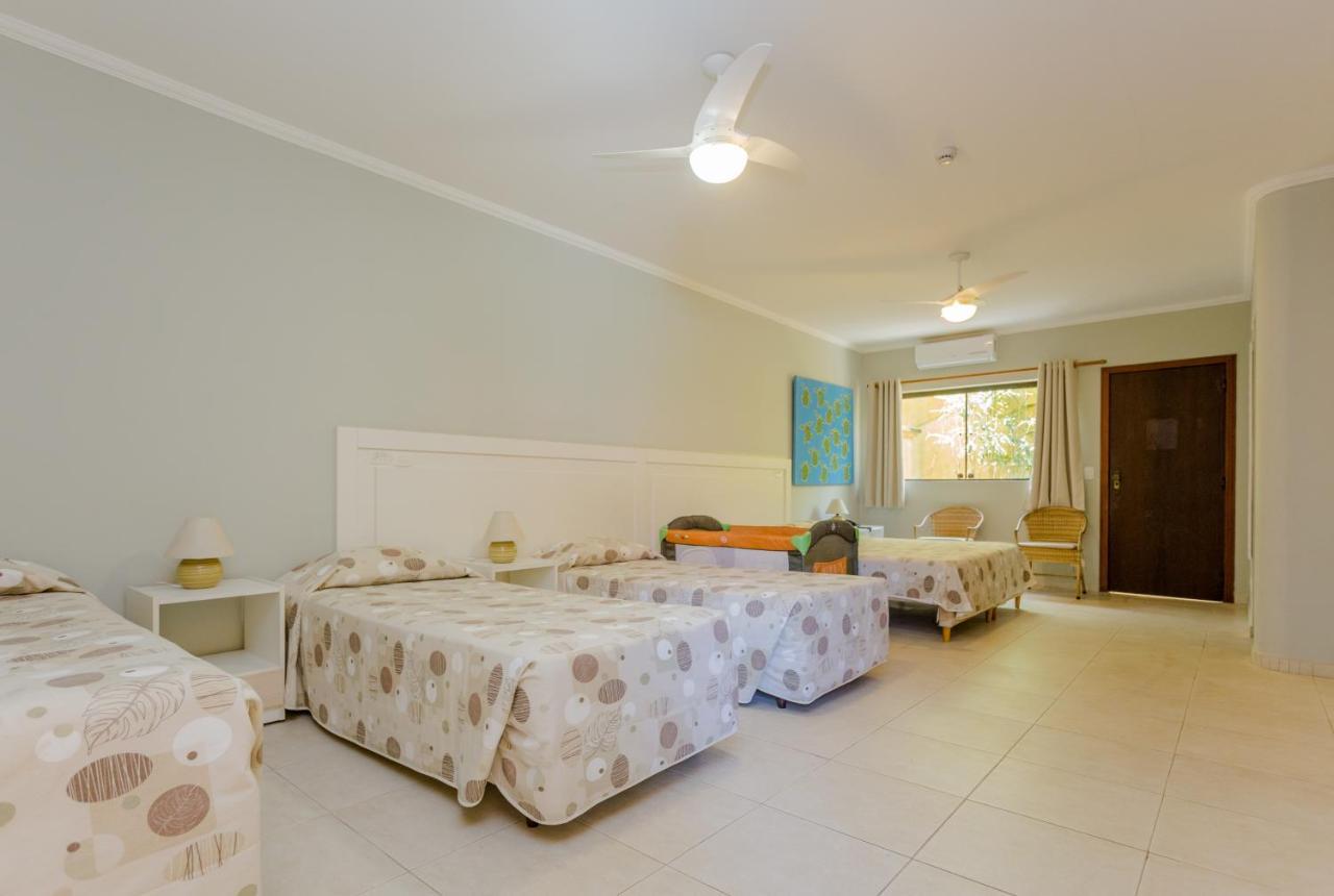 Standard Family Room,775688233:JPEG
