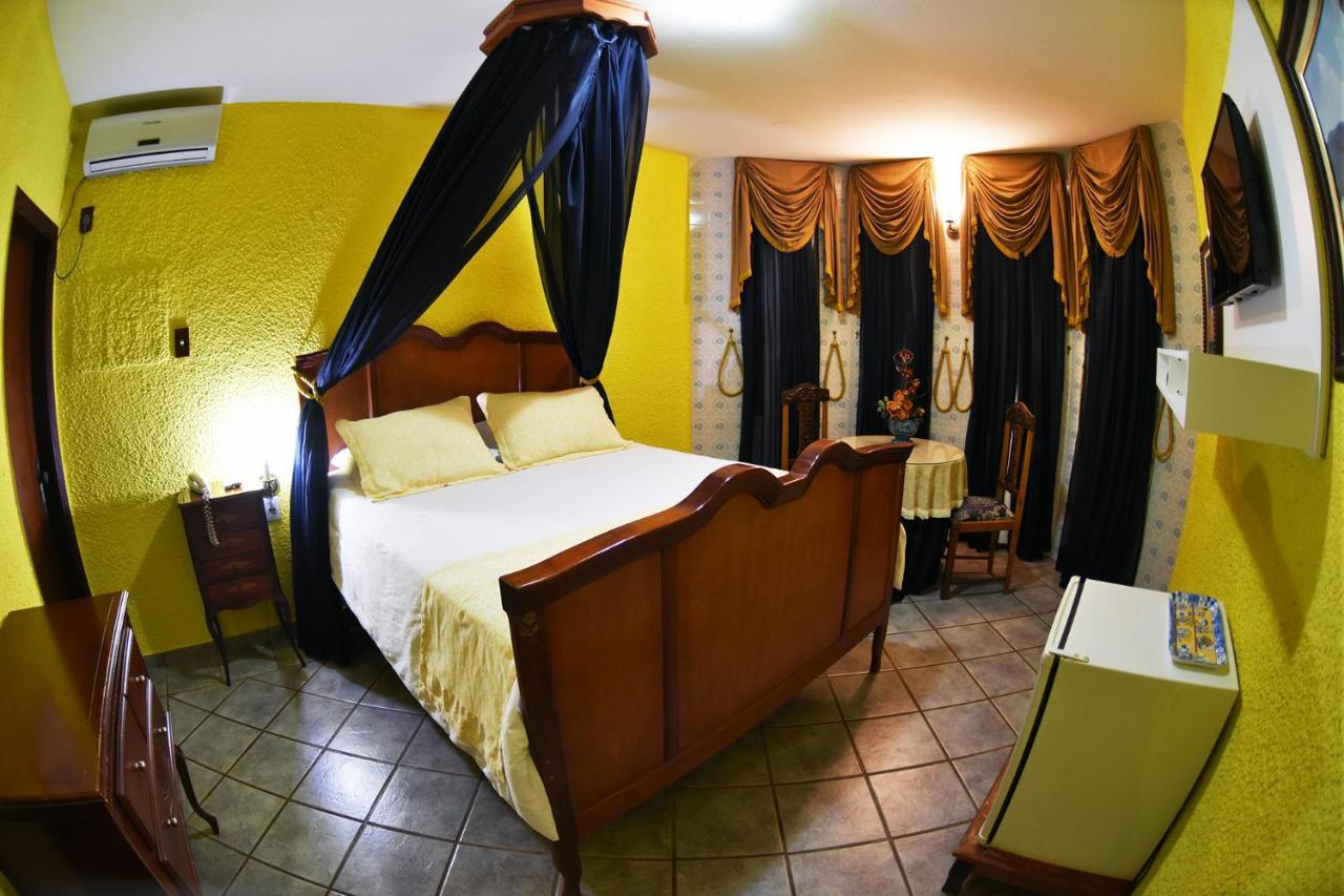 Superior Double Suite,749672483:JPEG