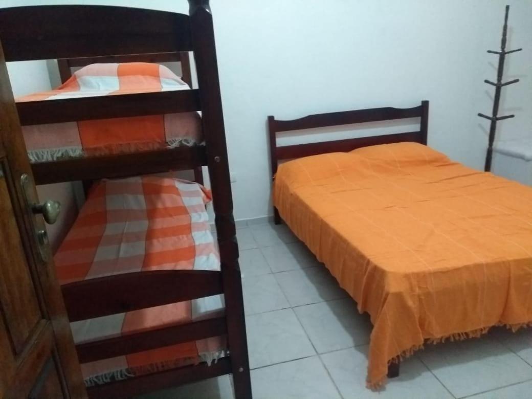 Standard Suite,828520697:JPEG