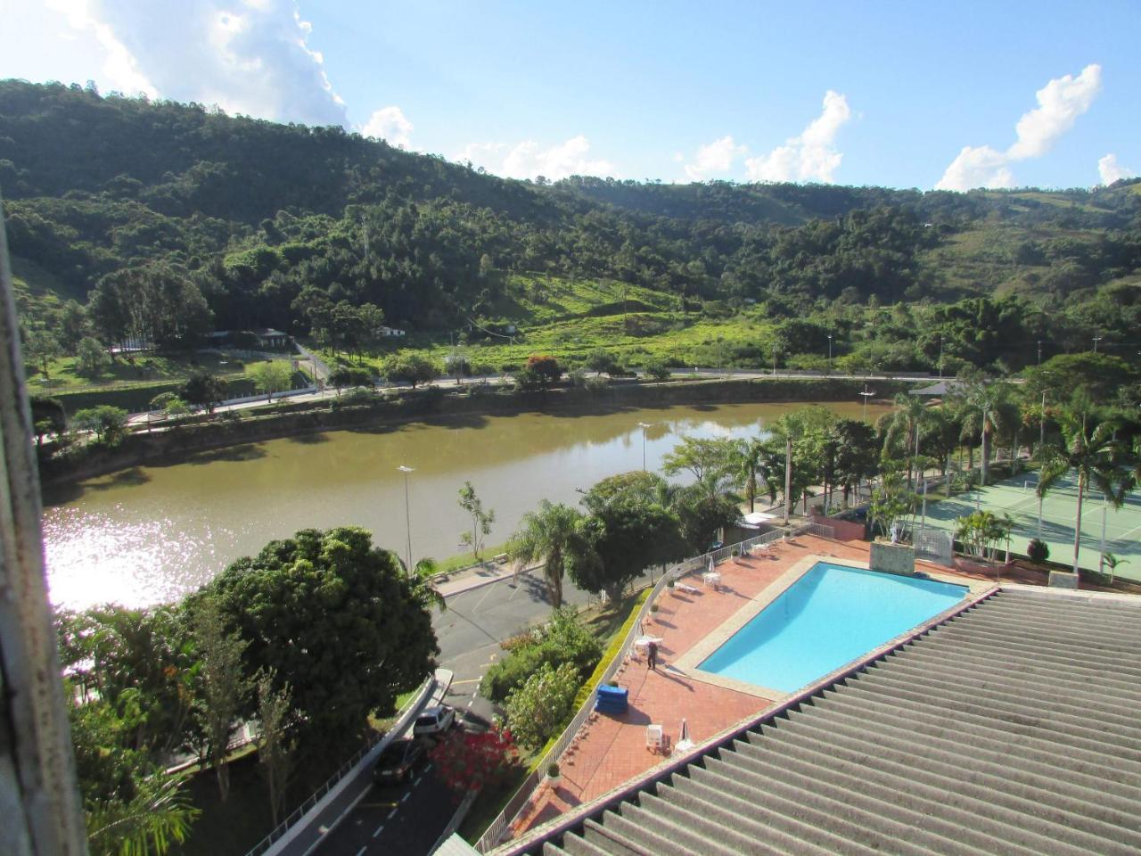 Apartamento com Vista das Montanhas