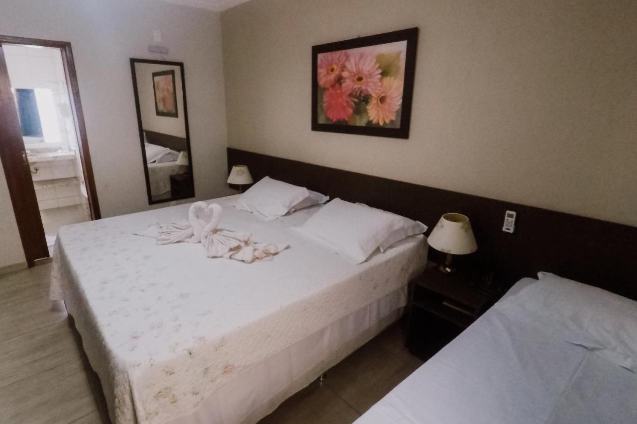 Double or Twin Room,766081552:JPEG
