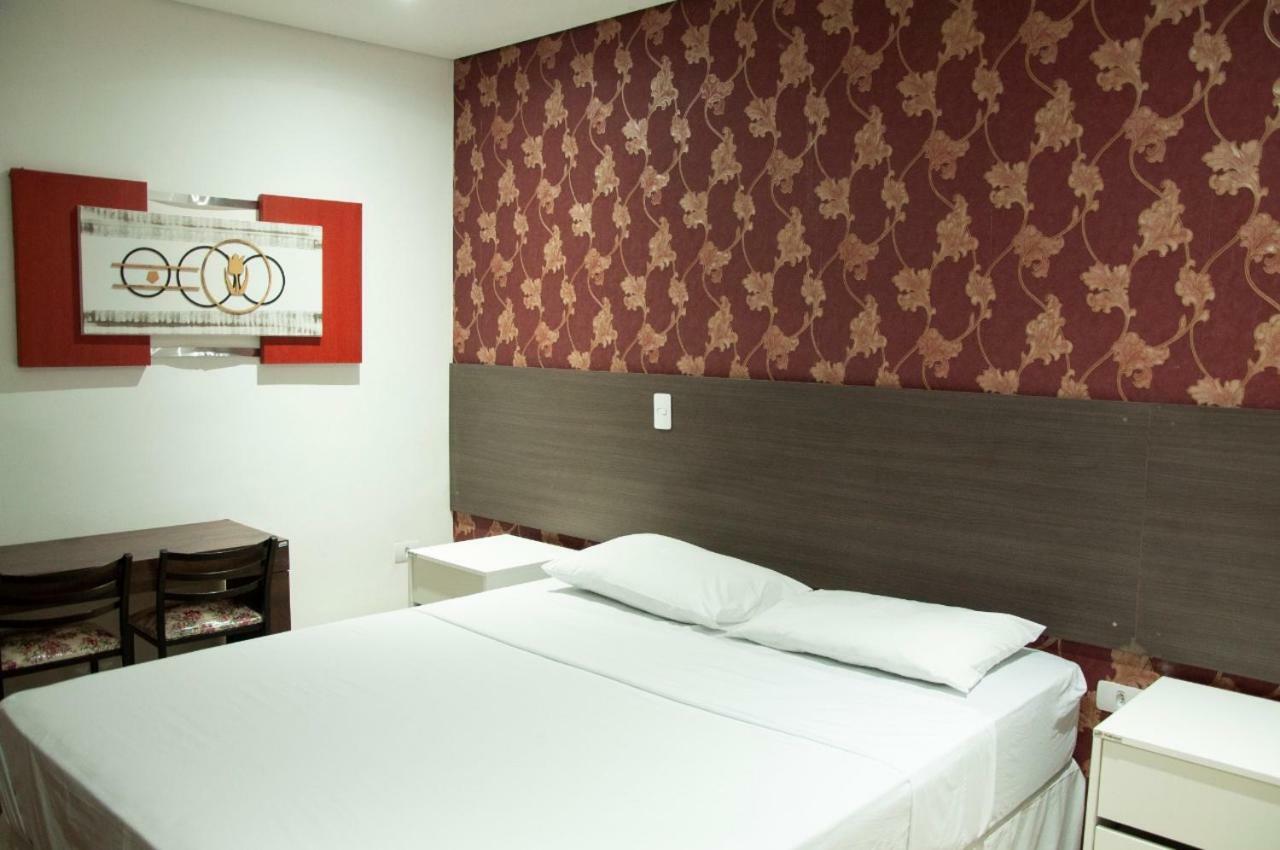 Deluxe Double Room Shower,828853922:JPEG