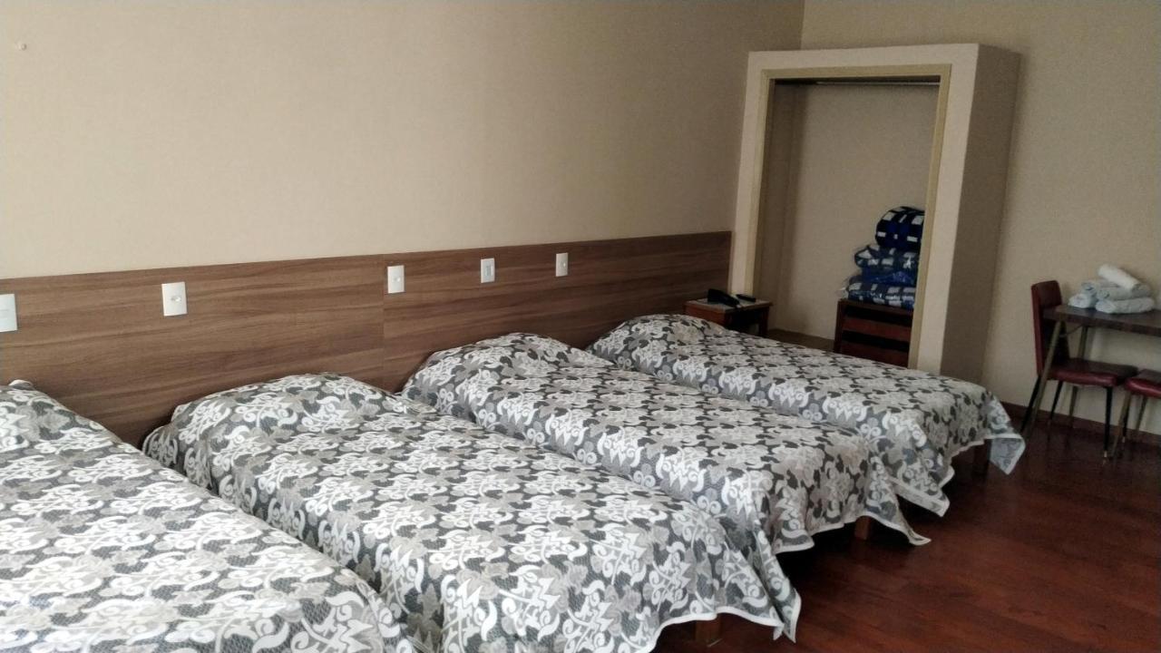 Family Room,928314805:JPEG