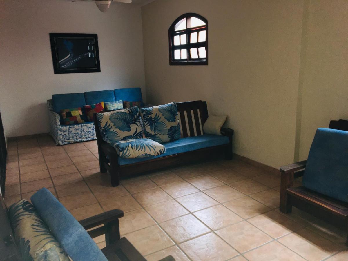 Six-Bedroom House,968078188:JPEG
