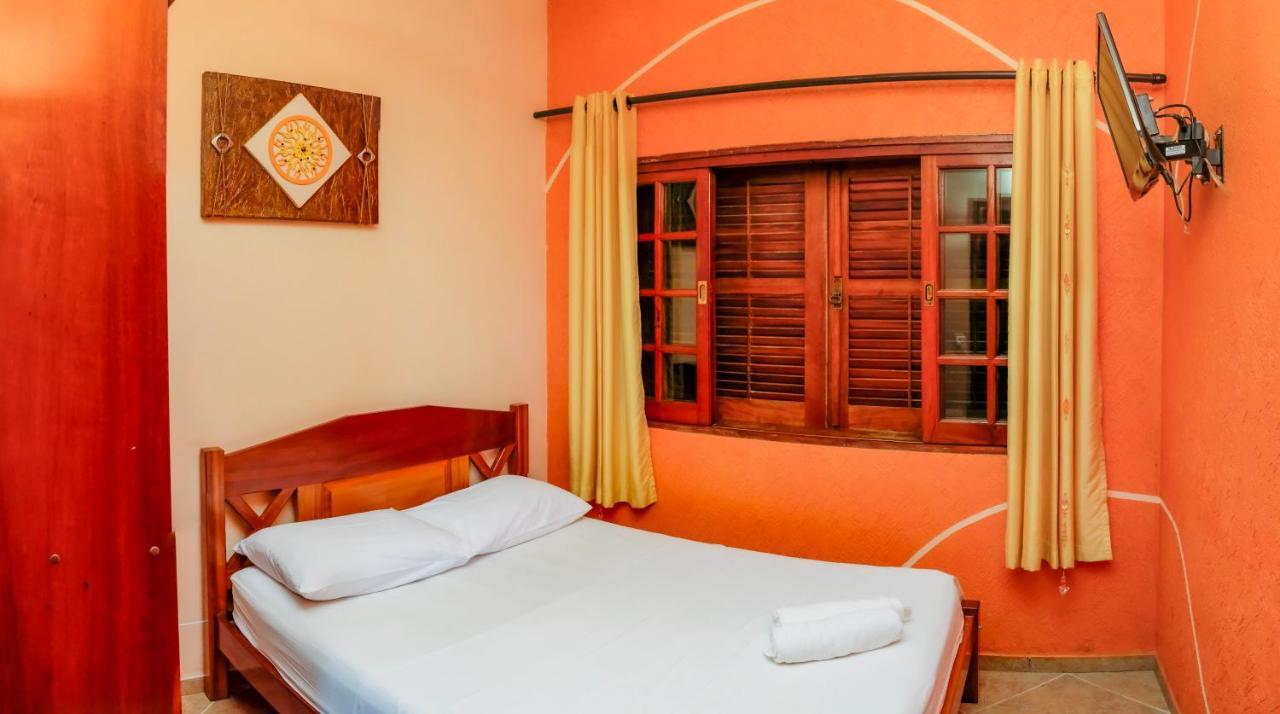 Family Room,1069559677:JPEG