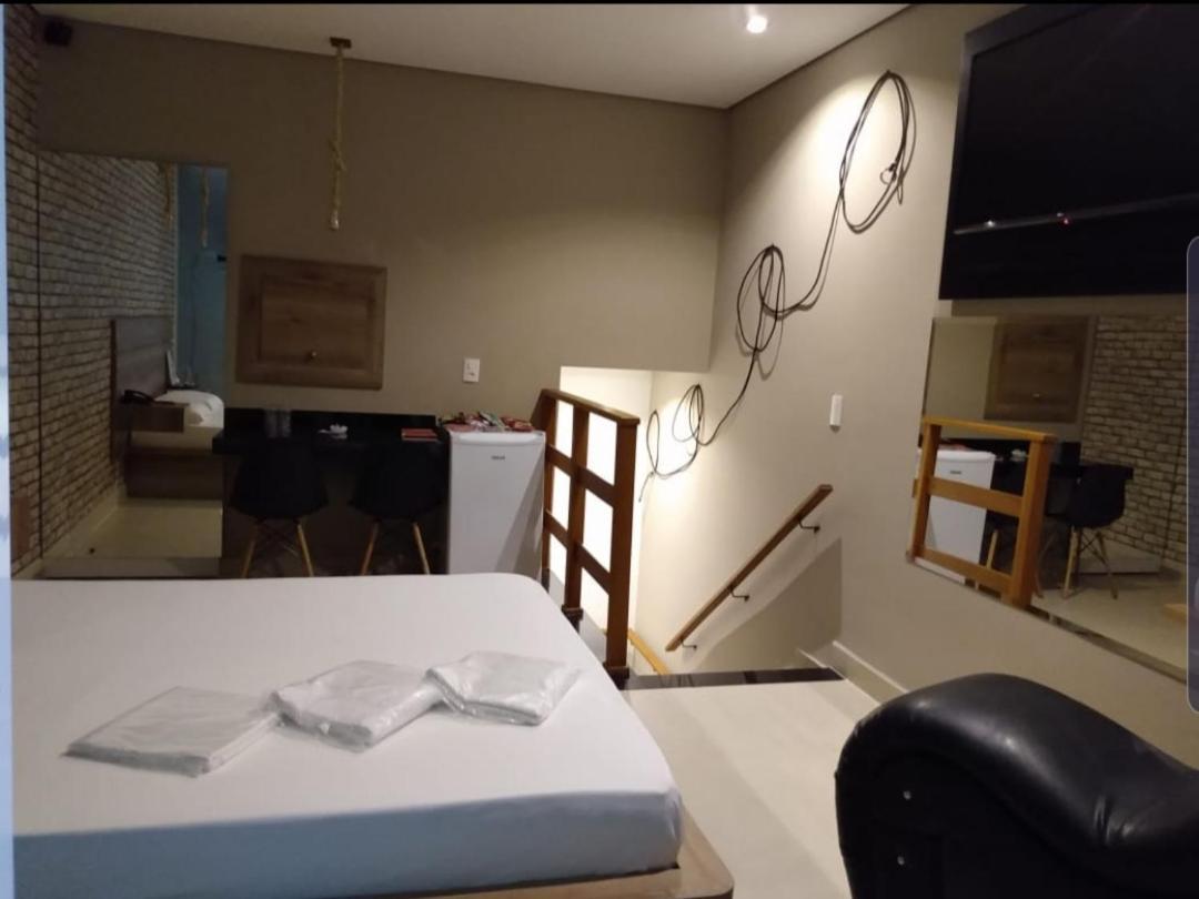 Deluxe Queen Suite,979910629:JPEG