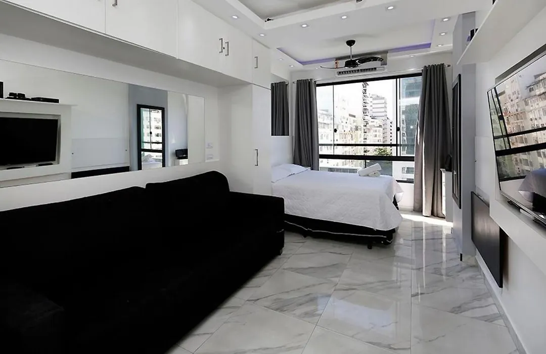 Studio Moderno Com Vista Privilegiada Para A Praia-1