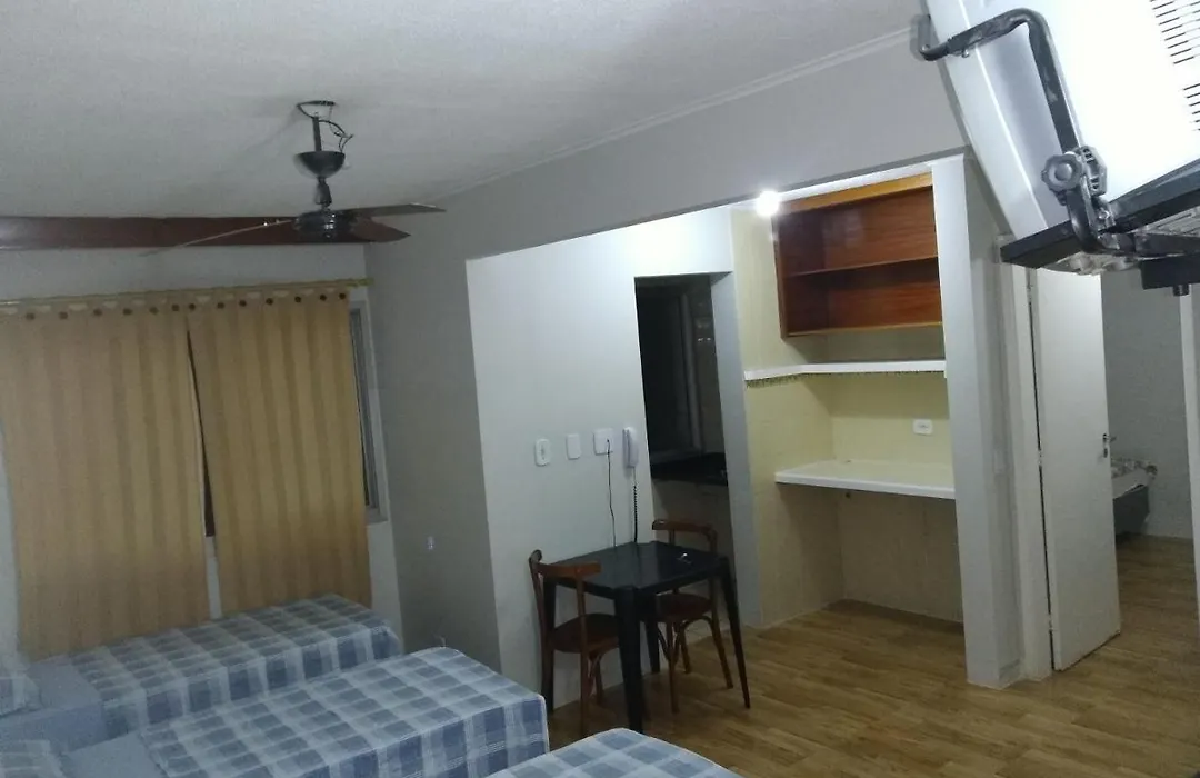 Central Plaza Flat-1