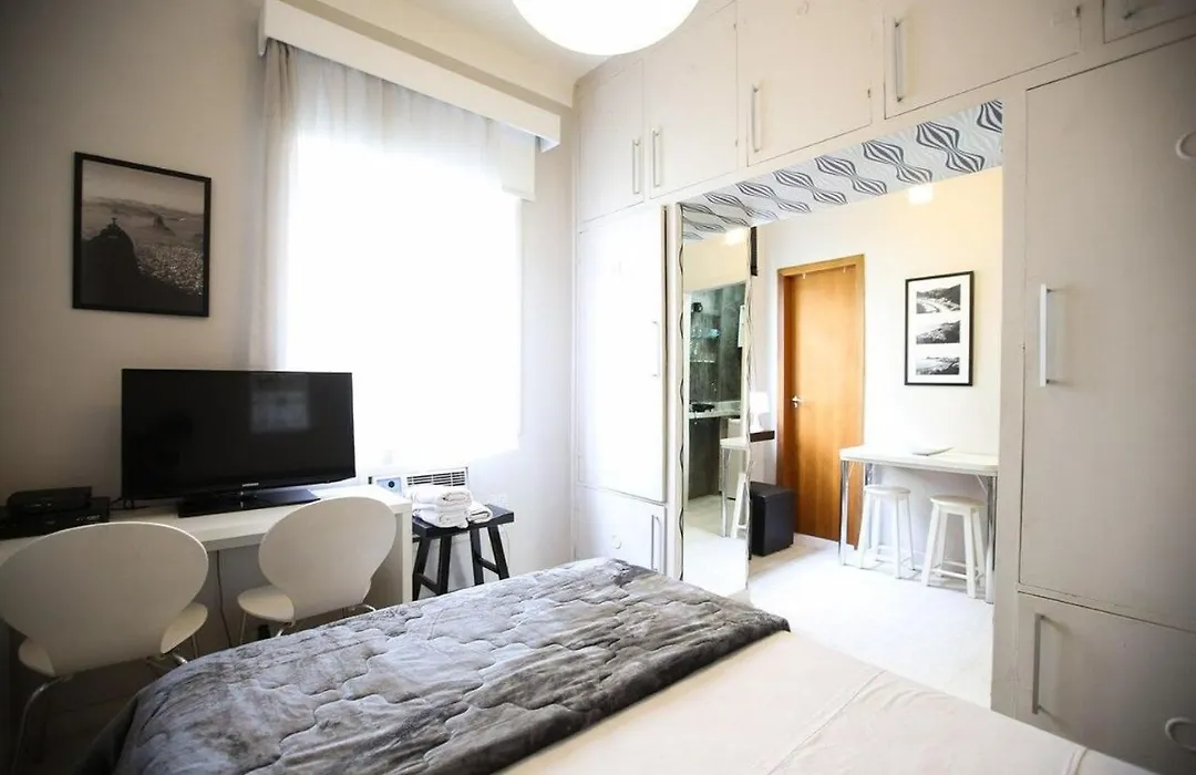 Unhotel - Charmoso Studio No Leblon, Entre A Praia E Rua Dias Ferreira-1