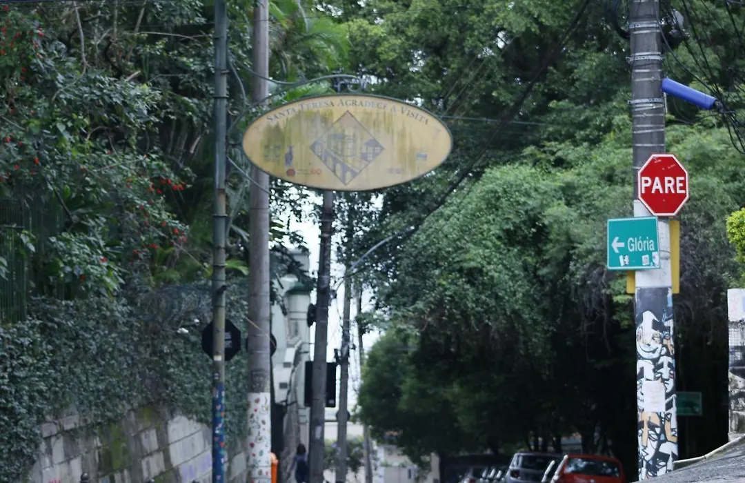Quarto Em Apto Entre Santa Teresa E Lapa-1