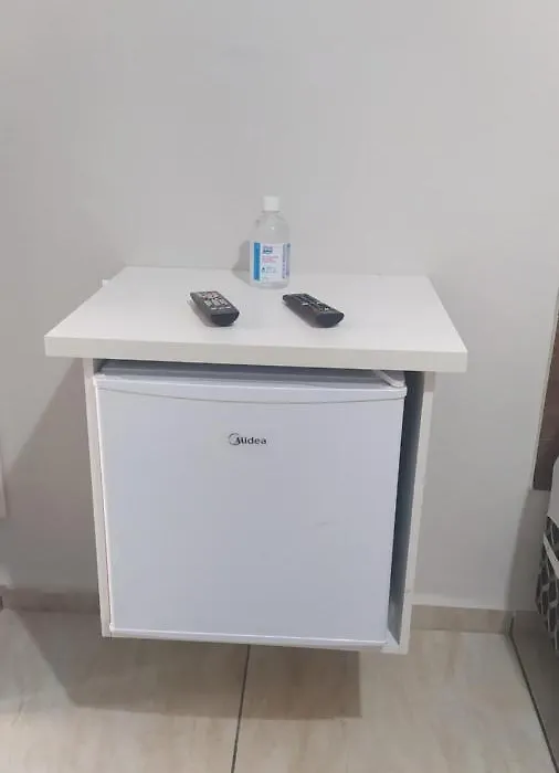 Pousada Quarto completo ar,wi fi e garagem gratuita-1