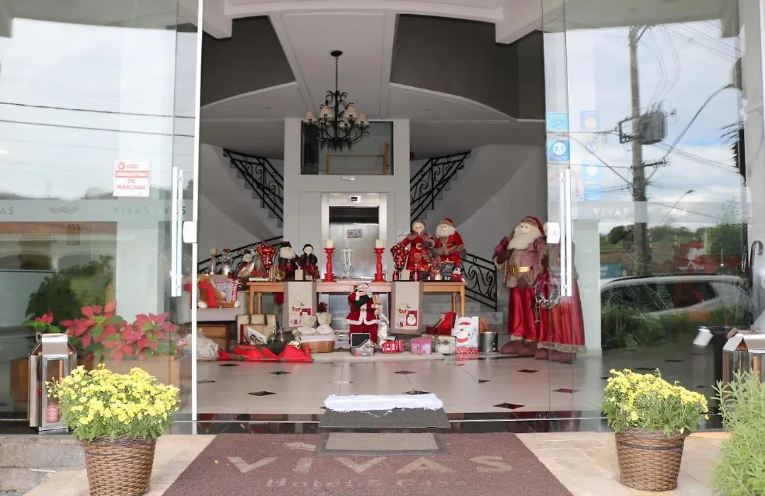 Vivas Hotel e Casa-1