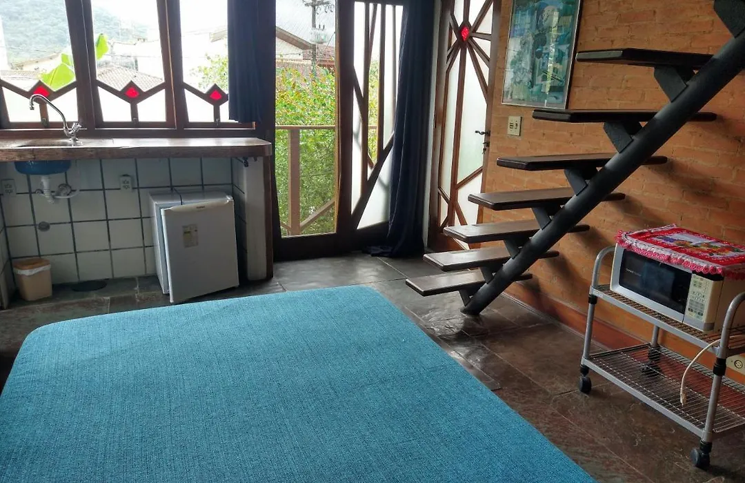 Lindas Suites A Uma Quadra Da Praia E Centro-1