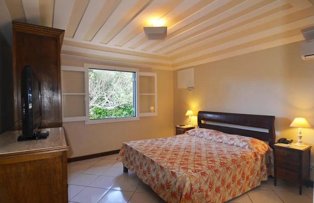 Residence Dos Buzios-1