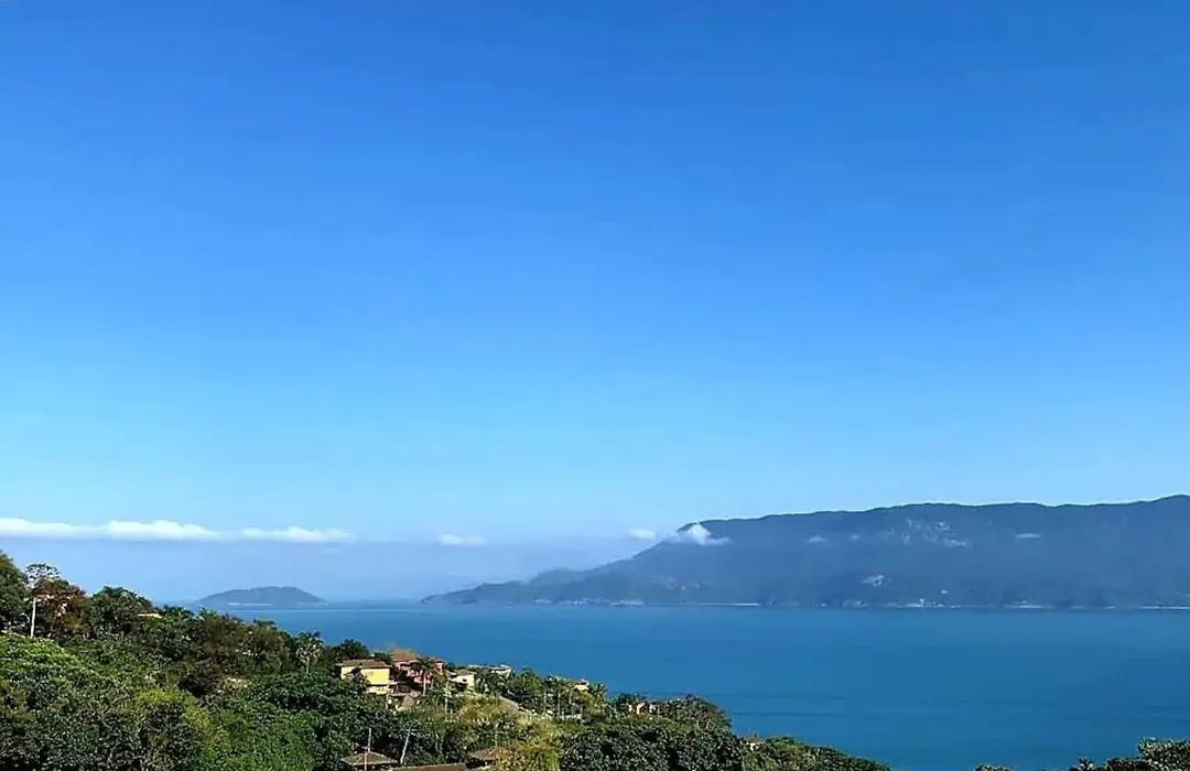 Residencia Em Condom, 1 Ou 2 Suites, Vista Para O Mar, Praia Do Curral, Ilhabela-1