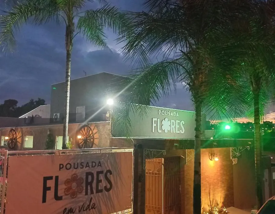 Pousada Flores em Vida-1