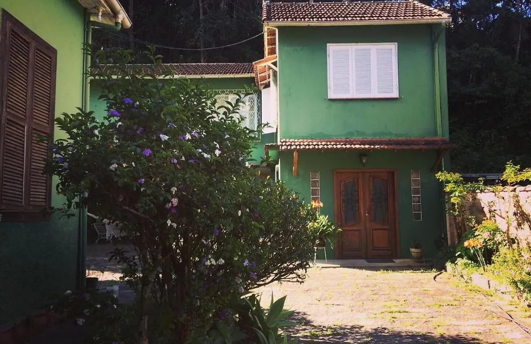 Casa Verde Em Petropolis-1