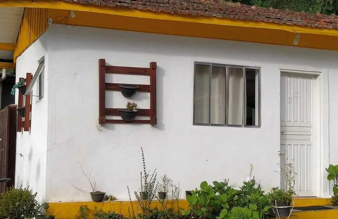Suite Com Wifi E Estacionamento- Pousada Marins-1