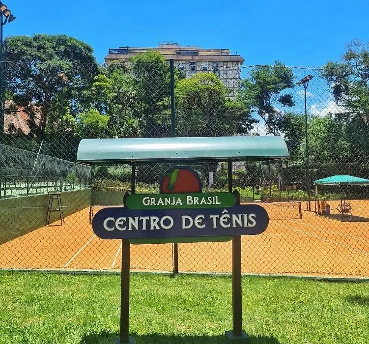 Exclusiva Suíte Granja Brasil-1