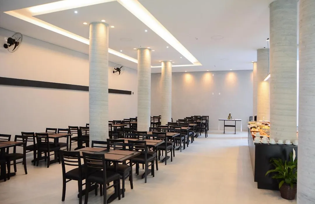 Hotel Supremo-1