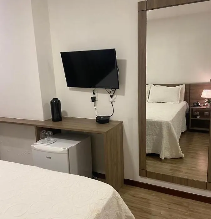Via Premiere Suite 305 B-1
