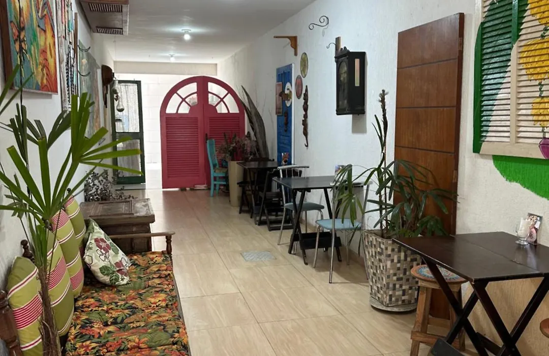 Celeiro Cafe Com Arte-1