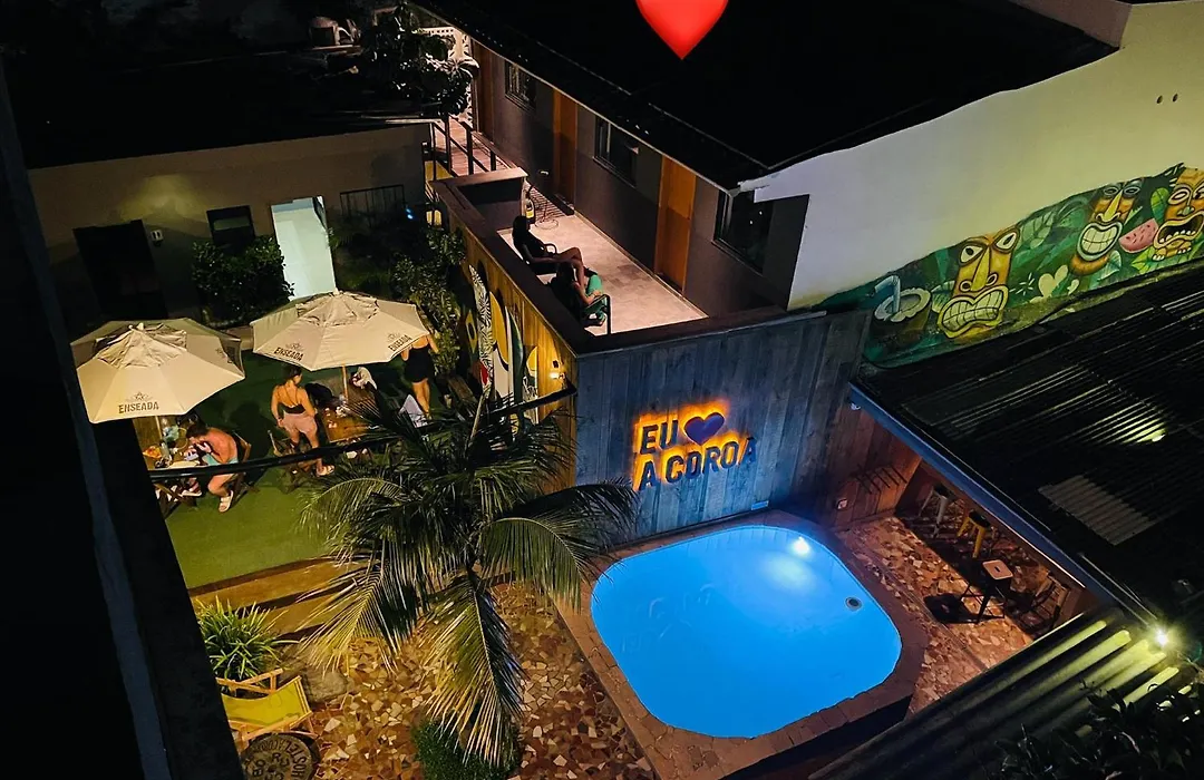 A Coroa Hostel&Suites-1