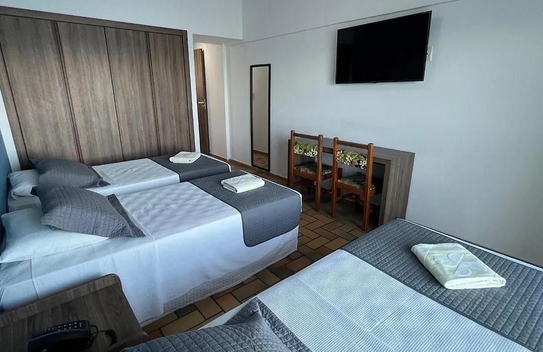 Hotel Quatro Estações-1