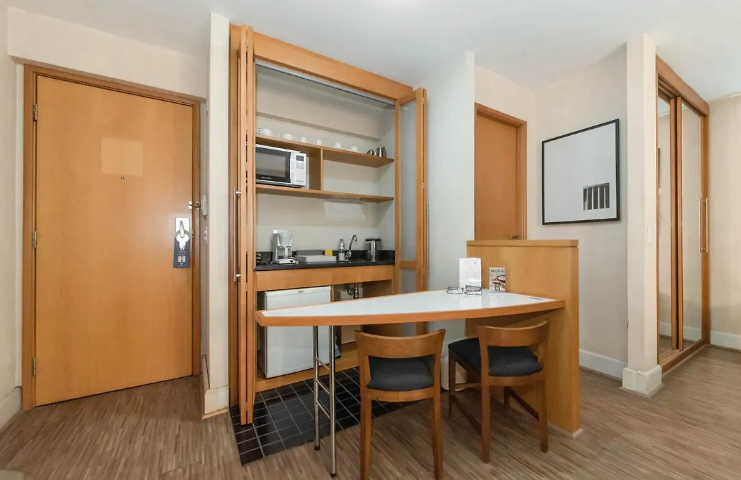 Charmoso Flat na Faria Lima-1