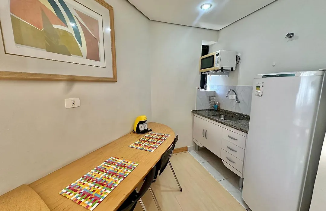 Flat Bienal Ibirapuera Uh403-1