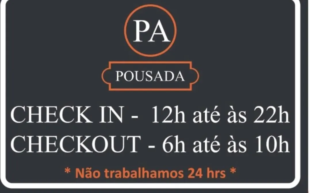 Pousada Quarto com ar, wi fi,frigobar perto da basilica-1