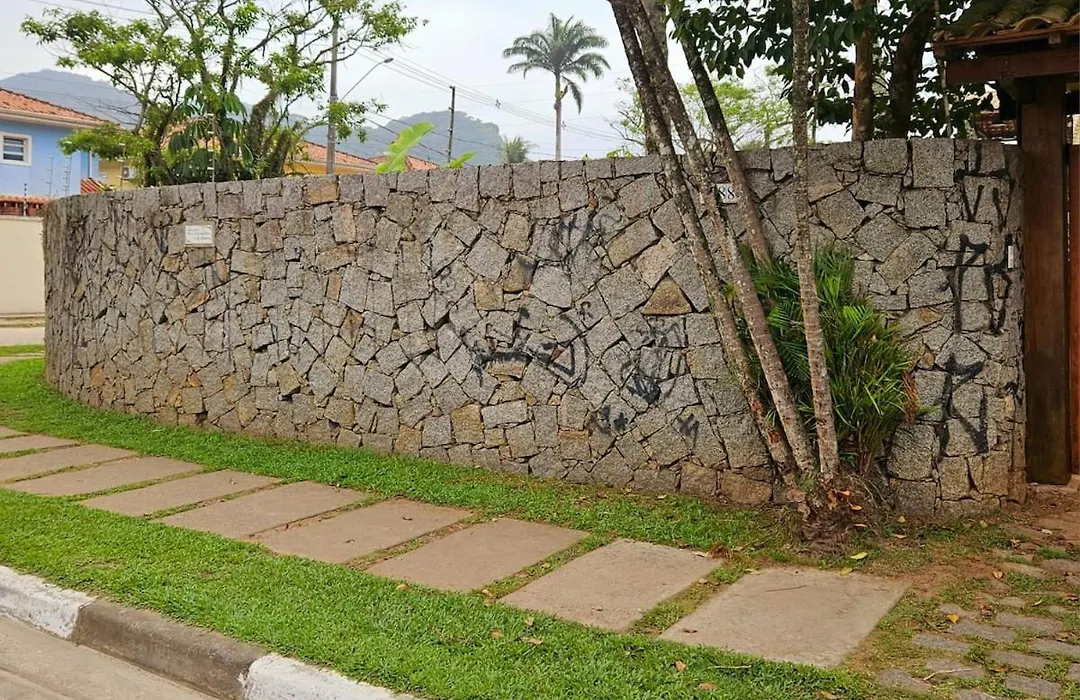 Casa Com Piscina Em Frente A Praia Grande-1