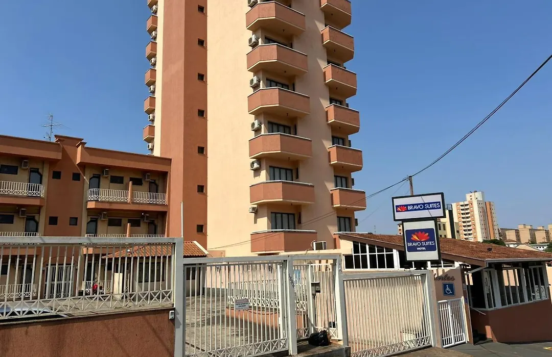 Bravo Suites São Carlos-1